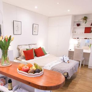 Studio met een Queen Size Bed